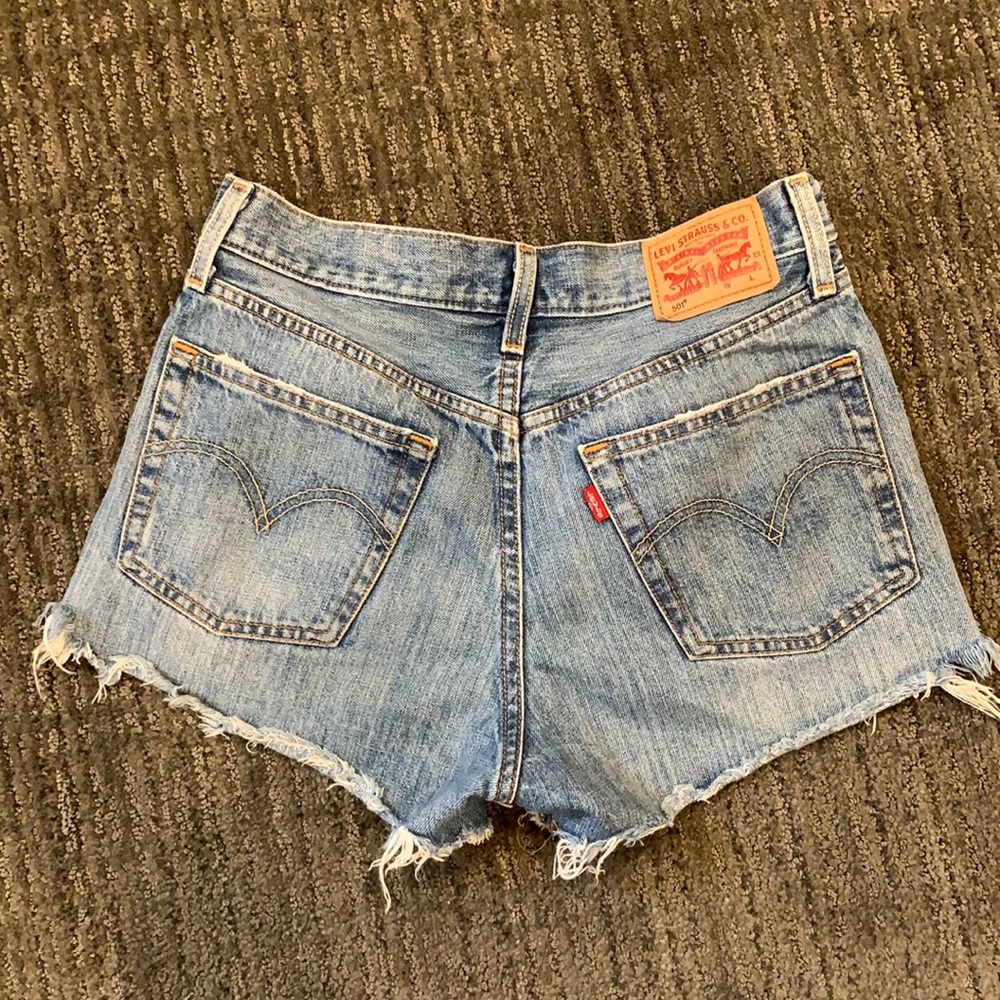 501 Levi’s jean shorts